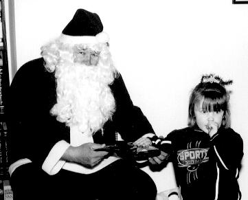 Santa2.JPG (14884 bytes)